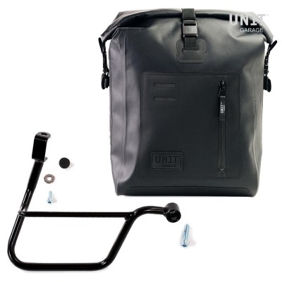 Right side bag in TPU and Triumph Bonneville T120 Unitgarage frame
