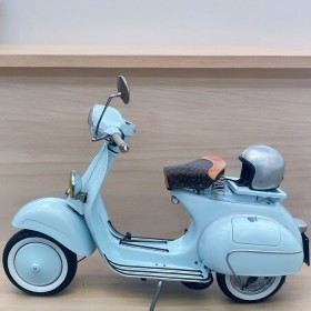 Pair of Vespa PX PE LML Star conversion side covers in Vespa GS style