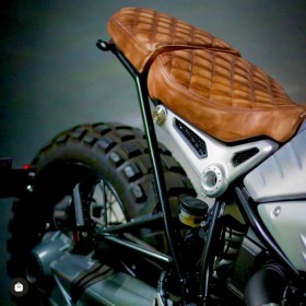 Chesterfield seat cover BMW R NineT Roadster and Pure Bullymachine