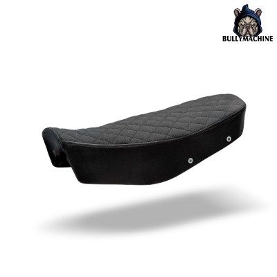 Black saddle with diamond stitching Yamaha XSR 700