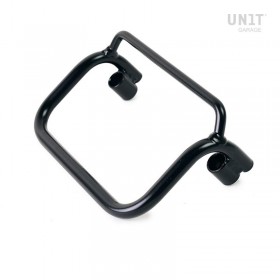 BMW R18 bag holder frame with Unitgarage fishtail exhaust